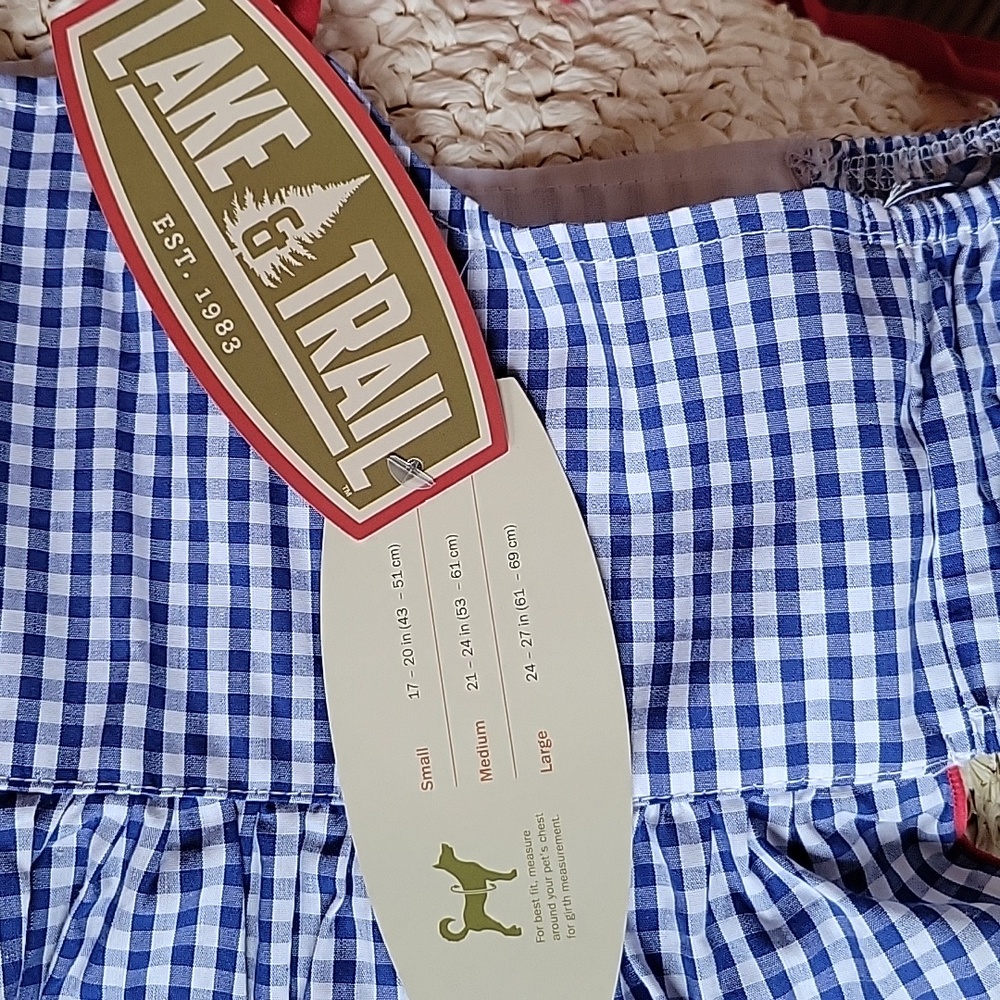 Lake & Trail, blue gingham dress with red bow, size M (for dogs) - Picture 4 of 8